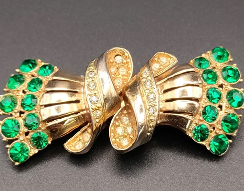 Signed Trifari Alfred Philippe Meteor necklace, the kind of designer vintage jewelry bought in Bucktown